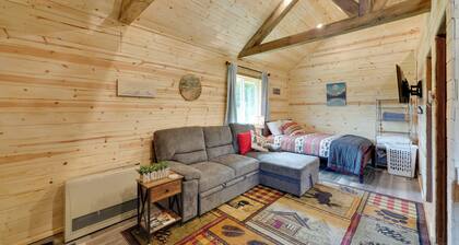Kenai Peninsula Base Camp: Cabin in Soldotna