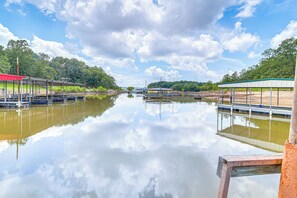 House (4 Bedrooms) | Interior - Family Fun! Lake Eufaula Home w/ Wraparound Deck (Eufaula)