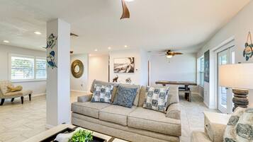 單棟房屋 (3 Bedrooms) | 內部