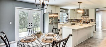 Hike, Fish & Explore: Retreat in Silver Springs!