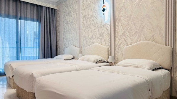 Desk, free WiFi, bed sheets