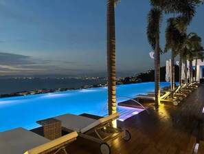 2 bedrooms - Soho PV Stunning Views Luxury Heated Rooftop Pool (Puerto Vallarta)