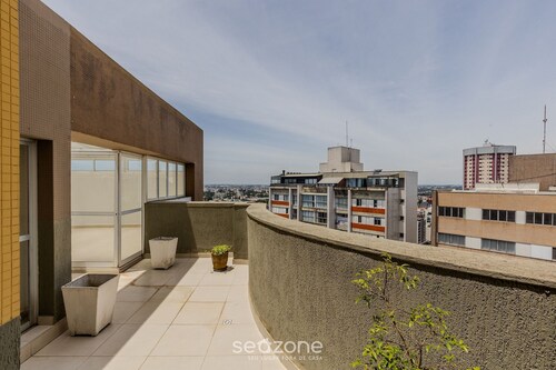 Duplex With Terrace and Barbecue Eto0201