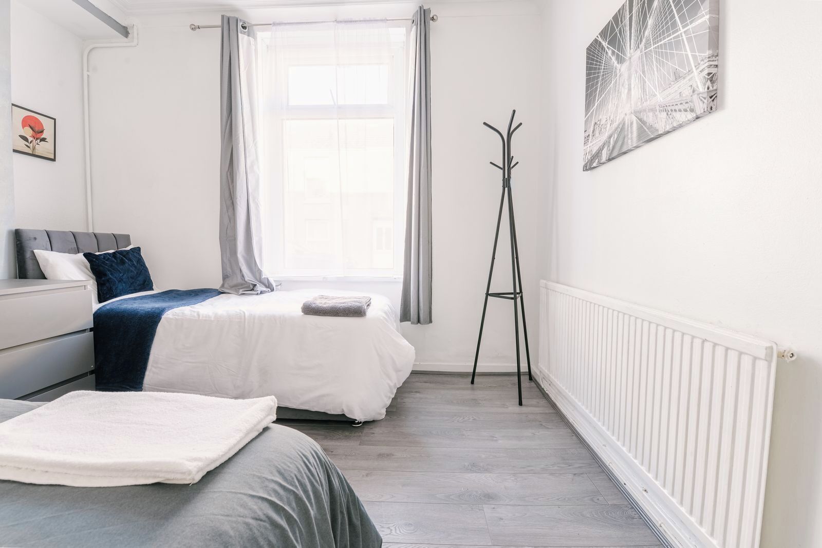 5 bedrooms, iron/ironing board, free WiFi, bed sheets
