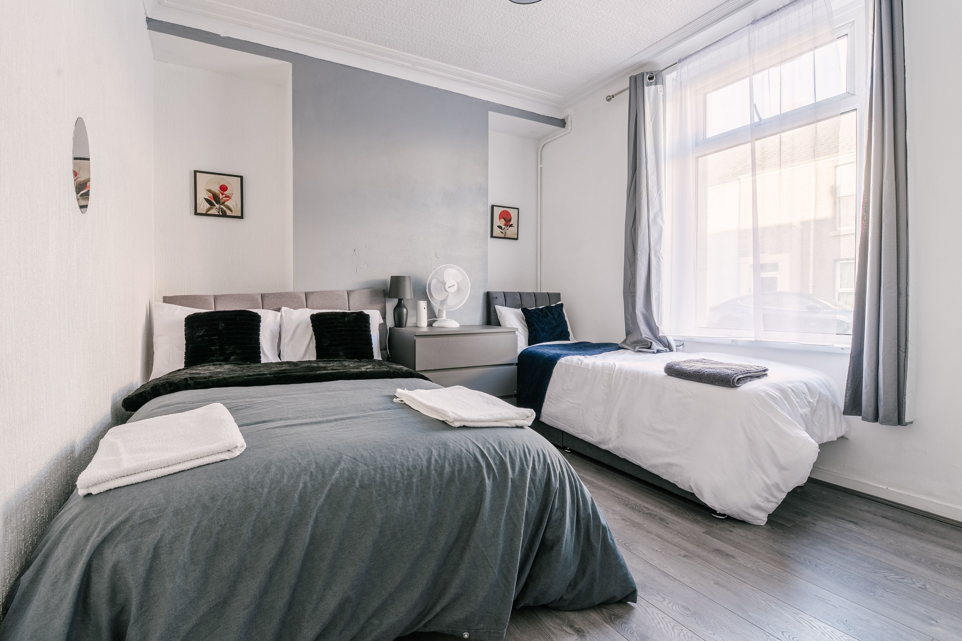 5 bedrooms, iron/ironing board, free WiFi, bed sheets