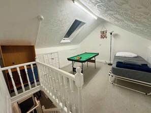 Spielezimmer