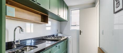 Basic Apartment | Private kitchen