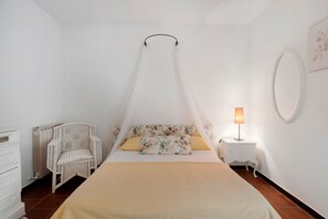 1 quarto, roupa de cama