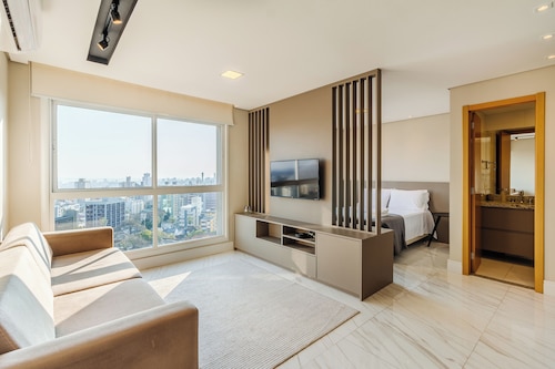 Loft de luxo com Garagem no Petrópolis AHO1402