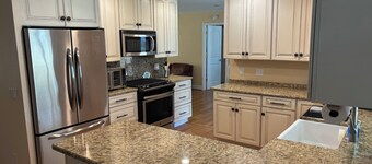 Beautiful 3-bedroom house with sailboat access in Punta Gorda Isles