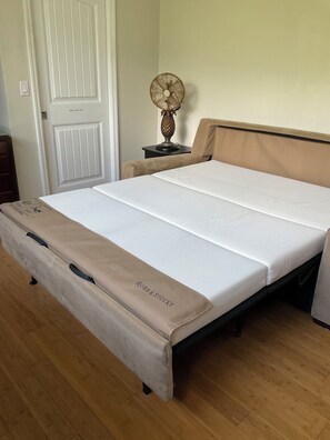 3 slaapkamers, een strijkplank/strijkijzer, gratis wifi, beddengoed
