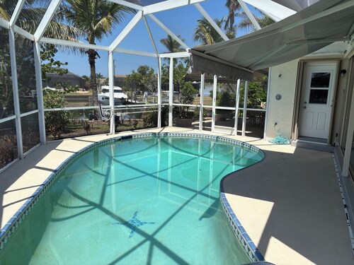 Beautiful 3-bedroom house with sailboat access in Punta Gorda Isles