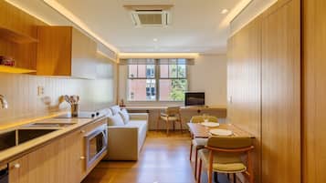 Basic Apartment | Interior