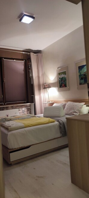 1 chambre, fer et planche à repasser, Wi-Fi