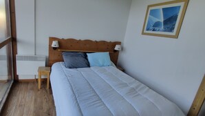 Room - Apartment 6pers, balcony, mountain view (Chamrousse)
