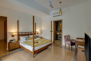 5 bedrooms