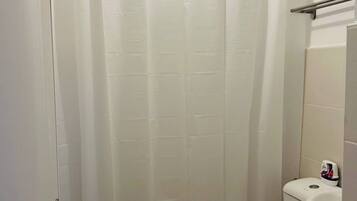 Studio, 1 Bedroom, Smoking | Bathroom
