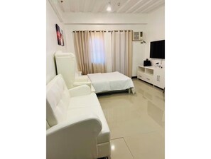 Studio, 1 Bedroom, Smoking | 1 bedroom