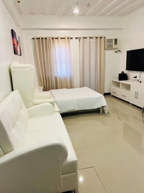 Studio, 1 Bedroom, Smoking | 1 bedroom