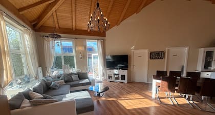 Appartement 'Leuchturm' avec terrasse privée, jardin privé et Wi-Fi