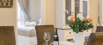 Apartment 'Leuchturm' with Private Terrace, Private Garden and Wi-Fi