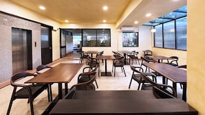 Restaurant - The Four Stories - Luxury Near The Lake (Udaipur)