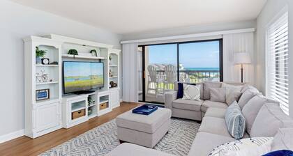 Sound of the Sea 216W – Oceanview 3BR, Pool, Tennis, Elevator & Balcony