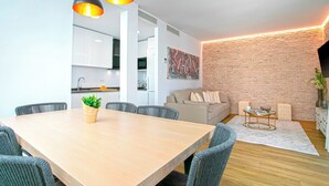 アパートメント (3 Bedrooms) | 客室内のダイニングエリア
