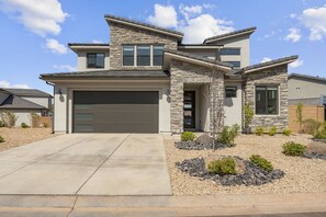 Maison, 5 chambres | Extérieur