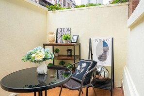 บริเวณนั่งเล่น