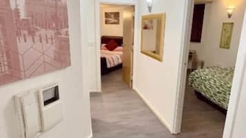 1 habitación, wifi y ropa de cama