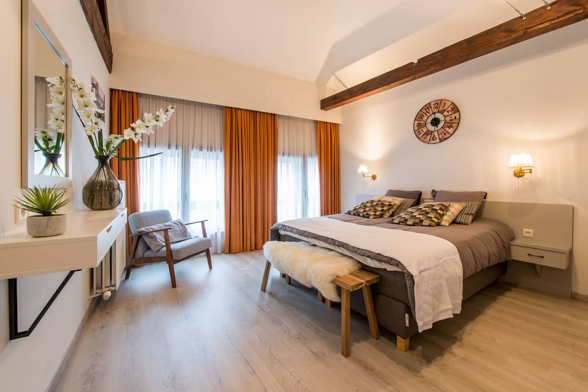 Wifi gratis y ropa de cama