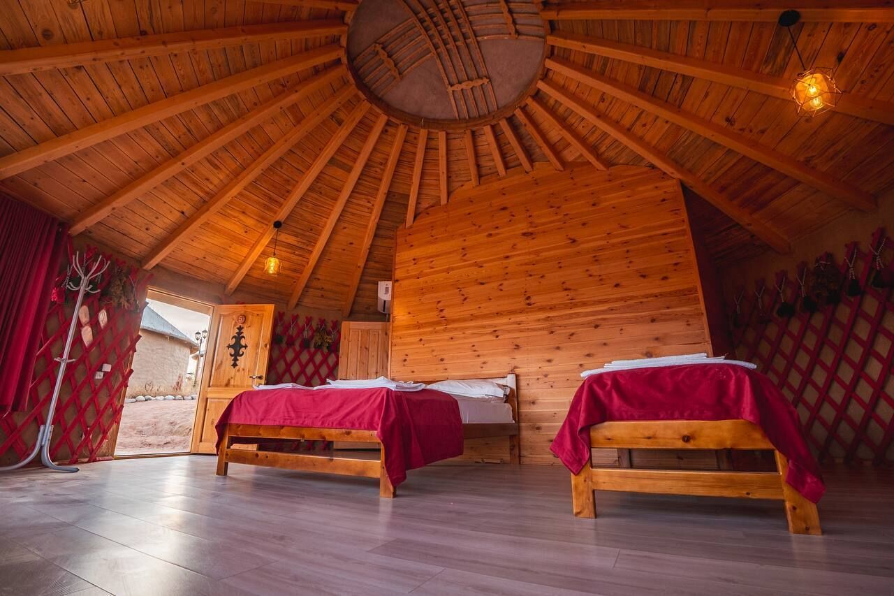 Traditional Twin Room, Lake View | Free WiFi