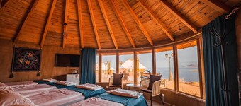 Elestet Issyk-Kul