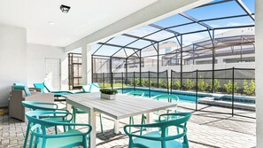 Living area - 3613LL Windsor Island (Davenport)