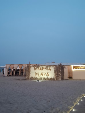 Strand