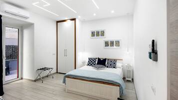 1 camera, ferro/asse da stiro, Wi-Fi, lenzuola