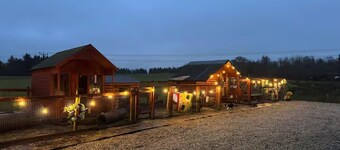 放鬆的五星級農場住宿，可容納 20 人並配有水療中心  