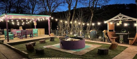 Tempat makan outdoor