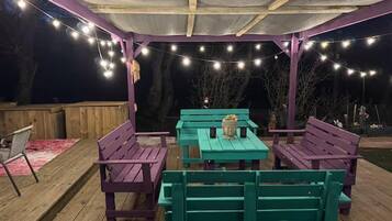 Khu ẩm thực ngoài trời