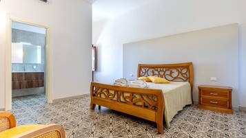 1 camera, Wi-Fi, lenzuola