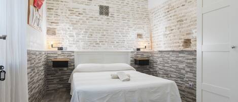 1 多间卧室、熨斗/熨衣板、WiFi、床单