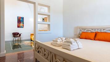 1 camera, Wi-Fi, lenzuola