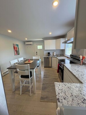 Microwave, oven, stovetop, dishwasher - Willard Area Condo 2 Bedroom Walk to Beach 30 Day Min, Monthly Discount (South Portland)