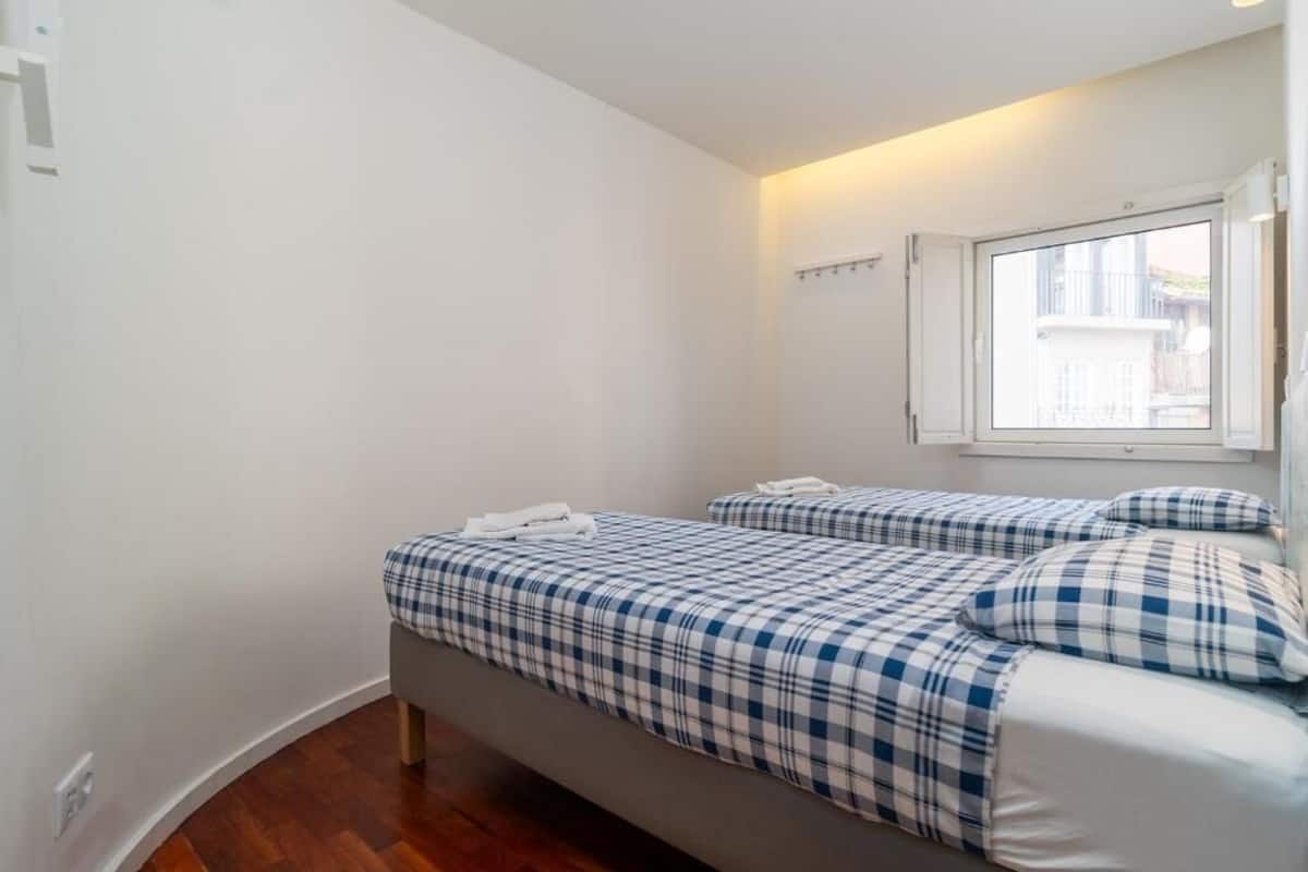 Premium Apartment | Free WiFi