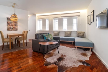 Deluxe Apartment | Living area