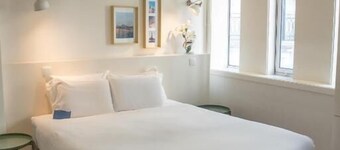 Oporto Riverside Rooftop