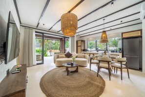 Living room - Sacred Jungle by EVDEkimi Ubud – Modern Villas and Apartments with Kitchens, Pools, & Personalized Concierge Service (Ubud)
