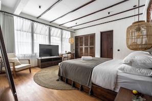 Vila, 3 quartos, piscina particular | Cortinas blackout, Wi-Fi de cortesia, roupa de cama