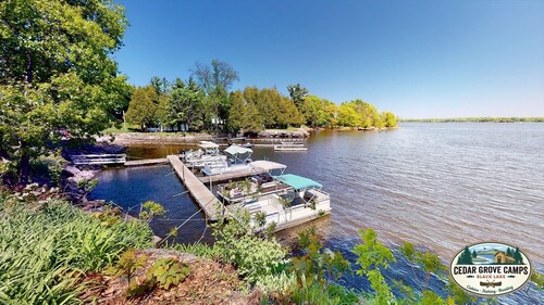 The Lakeview at Cedar Grove Camps
